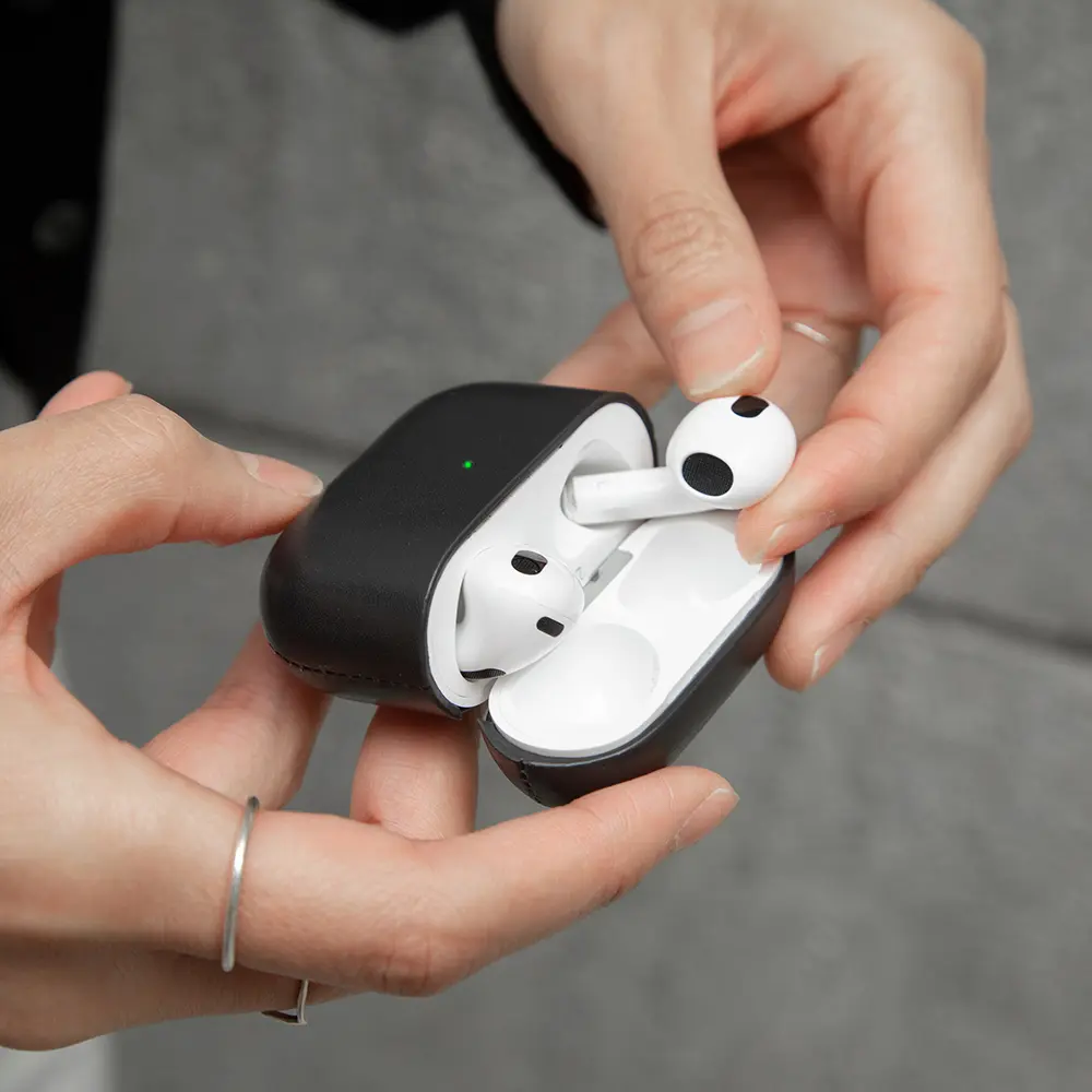 AirPods 3 Kılıf MagSafe ve Qi Uyumlu Hakiki Nappa Deri - Native Union