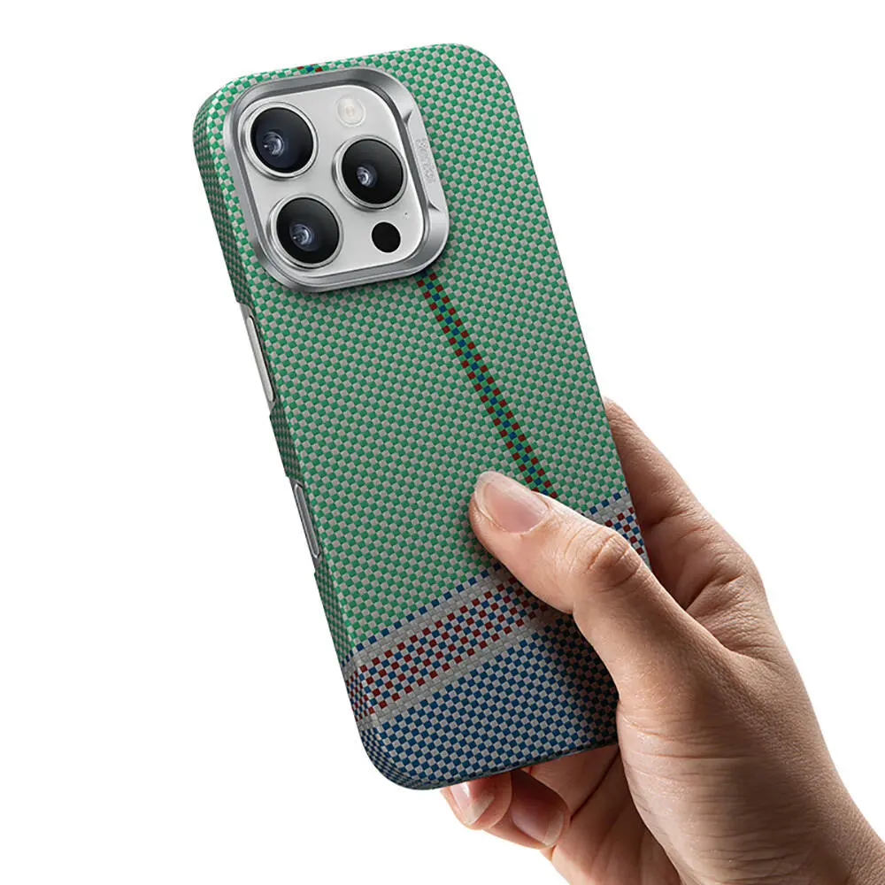 iPhone 16 Pro MagSafe Uyumlu Kevlar Kılıf - Benks ArmorAir Passion Green